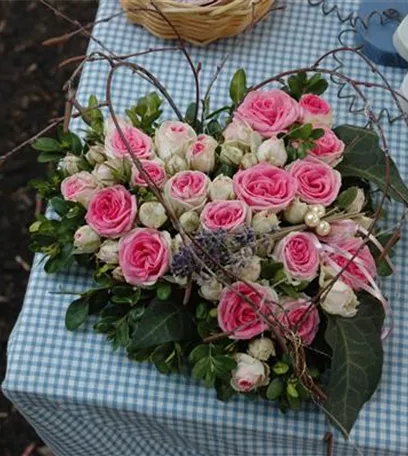 Blumen zur Hochzeit – ideales Geschenk oder doch eher überflüssig?